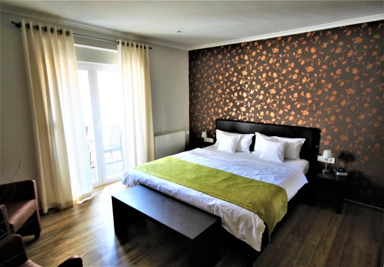 Feriendomizil Am Lindenplatz Hotel บุลลาย ภายนอก รูปภาพ
