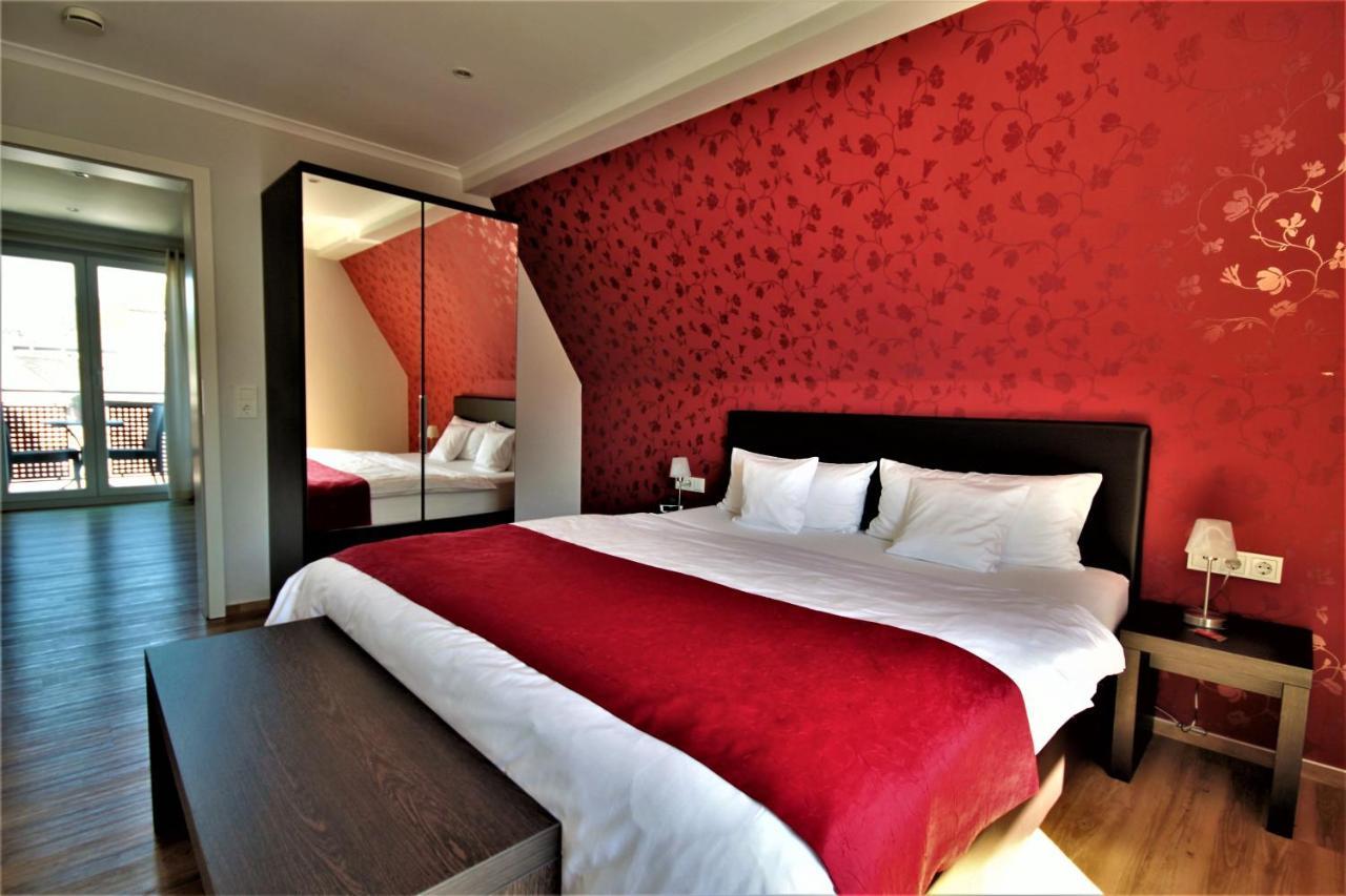 Feriendomizil Am Lindenplatz Hotel บุลลาย ภายนอก รูปภาพ